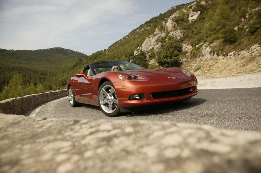  Chevrolet Corvette 2005 года  (фото 42 из 182)